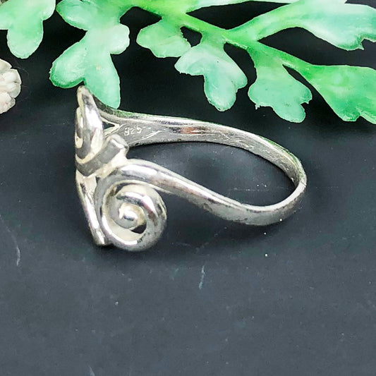 Tibet Sliver Ring for women and Girls stylish skin friendly nickle free,Impressive Design