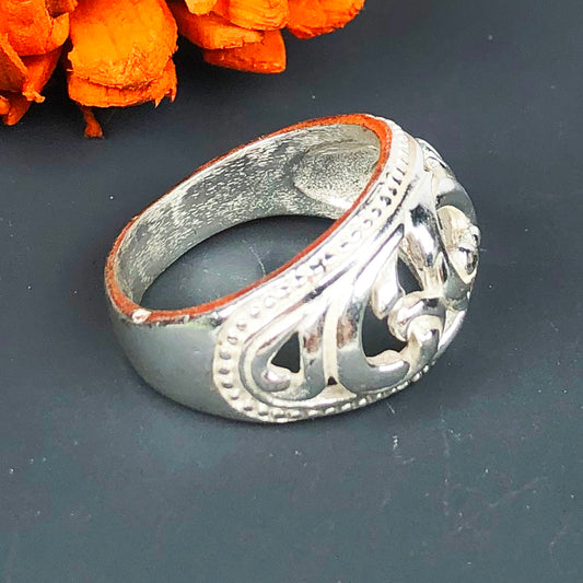 Tibet Sliver Ring for women and Girls stylish skin friendly nickle free,Precious Design