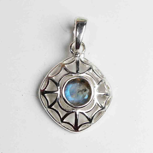 Gorgeous Blue Labradorite Pendant