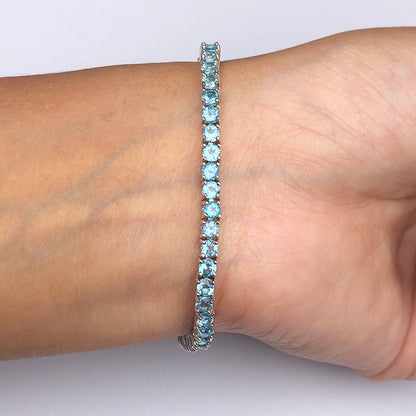 Very pretty Blue Topaz Sterling Silver Bracelet