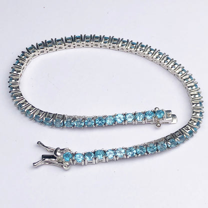 Very pretty Blue Topaz Sterling Silver Bracelet