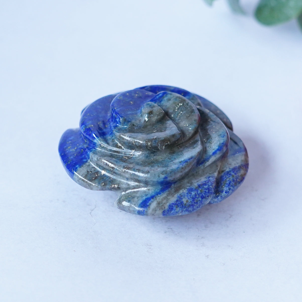 Top Quality Blue Lapiz Lazuli Rose Carving