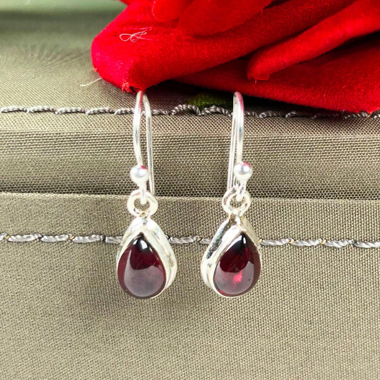 Pretty Red Garnet Sterling Silver Earring