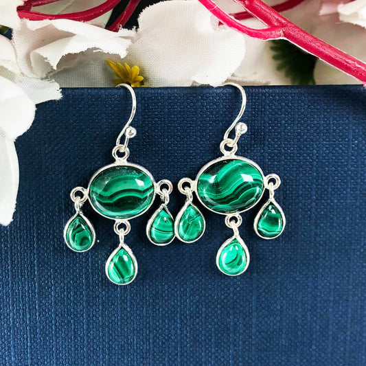 Pleasing Green Malachite Sterling Silver Earring